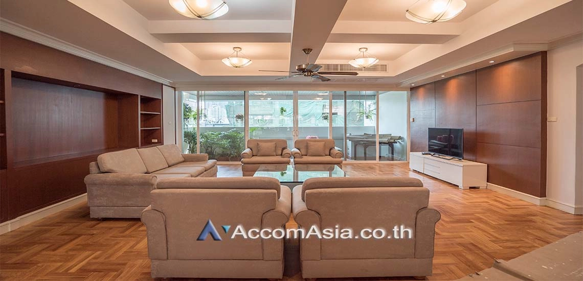 unitBig Balcony, Pet friendly |  4 Bedrooms  Apartment For Rent in Sukhumvit, Bangkok  near BTS Asok (110035)