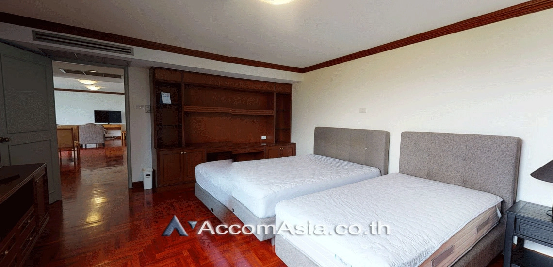 9  3 br Condominium for rent and sale in Ploenchit ,Bangkok BTS Chitlom at Somkid Gardens 210060