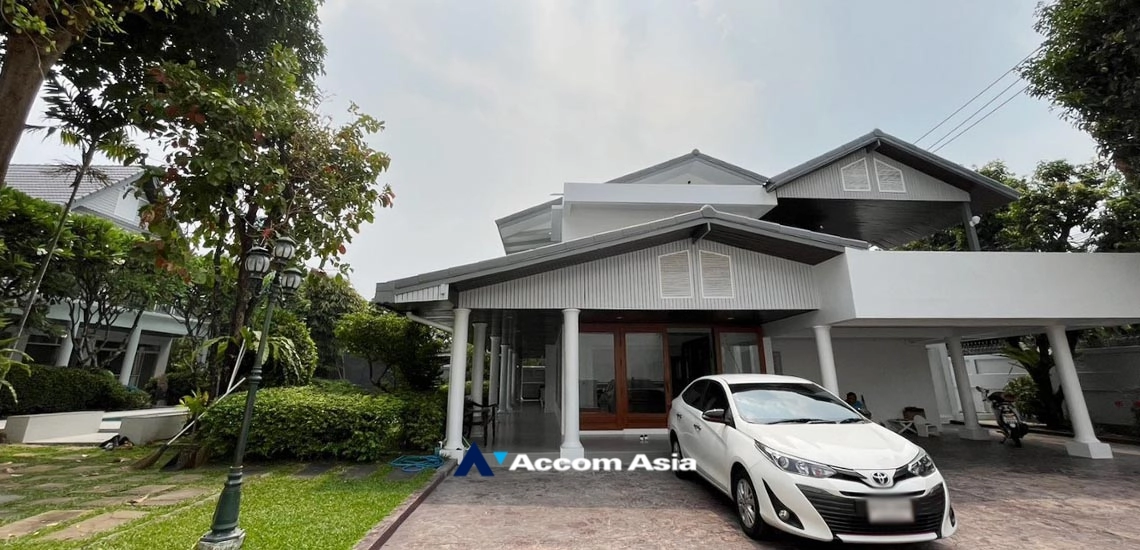  1  5 br House for rent and sale in Sukhumvit ,Bangkok BTS Ekkamai 610073