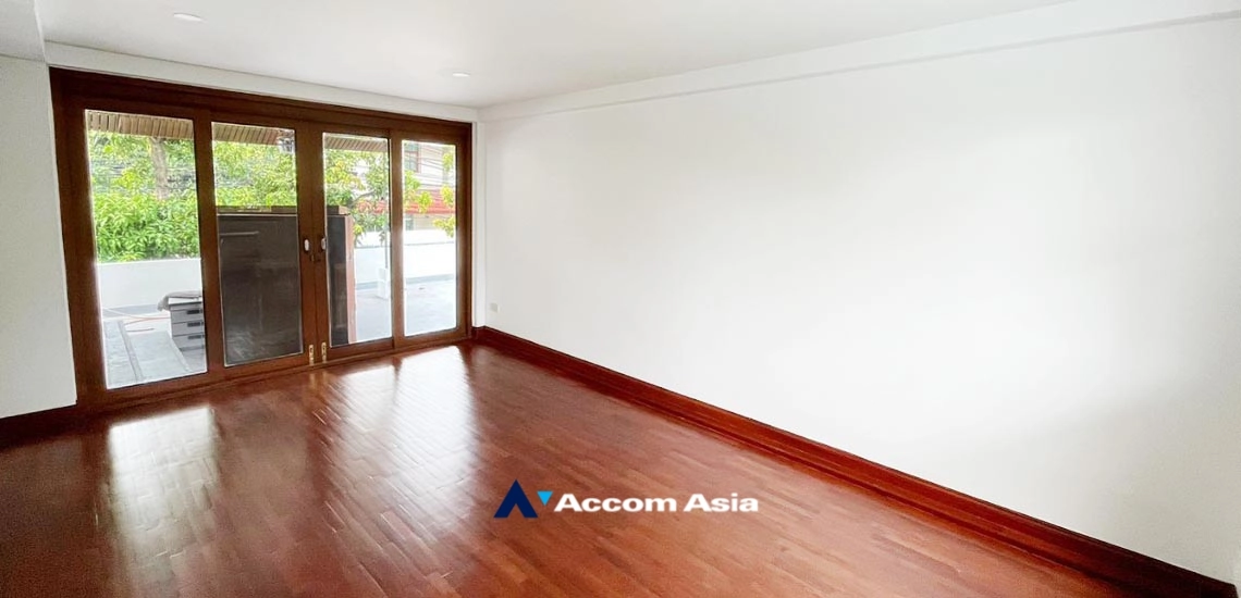 22  5 br House for rent and sale in Sukhumvit ,Bangkok BTS Ekkamai 610073