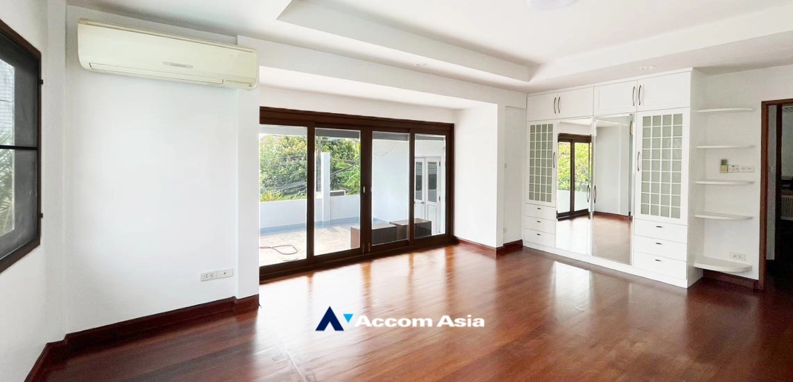 17  5 br House for rent and sale in Sukhumvit ,Bangkok BTS Ekkamai 610073