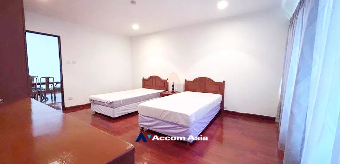 6  3 br Apartment For Rent in Sukhumvit ,Bangkok BTS Phrom Phong at 2 Units per Floor 1007201
