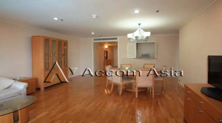 1  3 br Apartment For Rent in Sukhumvit ,Bangkok BTS Phrom Phong at Cosy and perfect for family 110089
