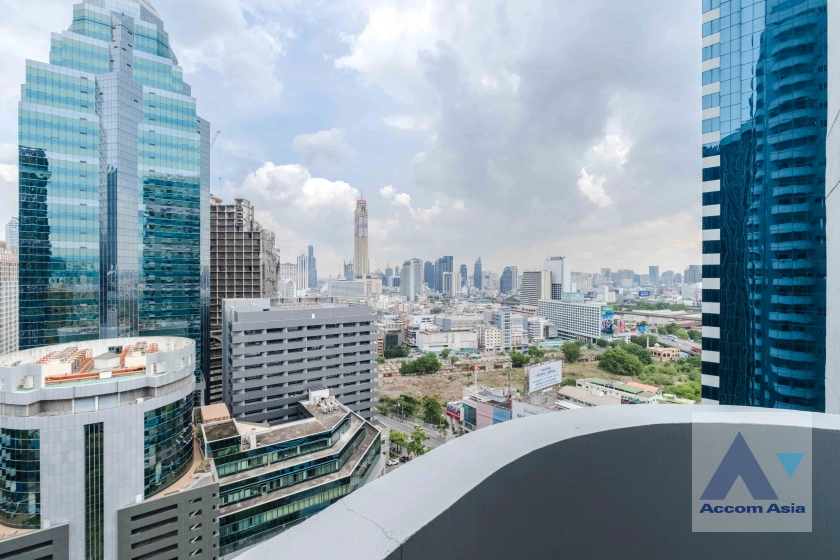 19  3 br Condominium For Sale in Ploenchit ,Bangkok BTS Ploenchit at Witthayu Complex 210103