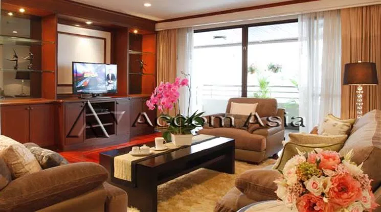 Big Balcony |  3 Bedrooms  Apartment For Rent in Sukhumvit, Bangkok  near BTS Asok - MRT Sukhumvit (1007401)