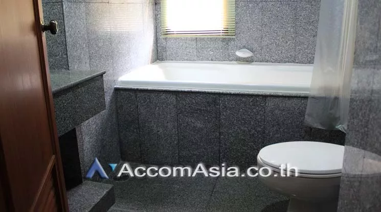 9  3 br Apartment For Rent in Sukhumvit ,Bangkok BTS Asok - MRT Sukhumvit at Comfortable for Living 610189
