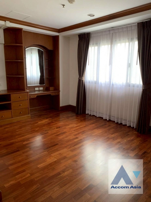 9  4 br Apartment for rent and sale in Sukhumvit ,Bangkok BTS Asok - MRT Sukhumvit at Perfect Apartment for Big Family, Prime Location Near Main Street 610190