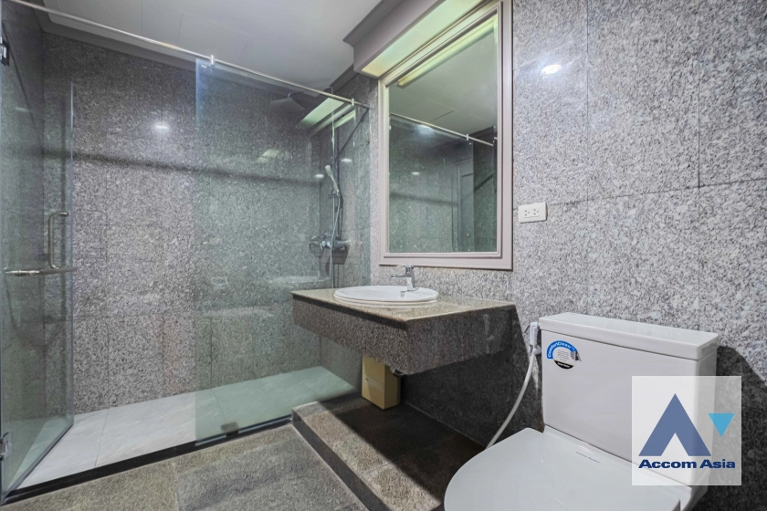 20  3 br Apartment For Rent in Sukhumvit ,Bangkok MRT Sukhumvit - BTS Asok at Perfect Apartment for Big Family, Prime Location Near Main Street 610191