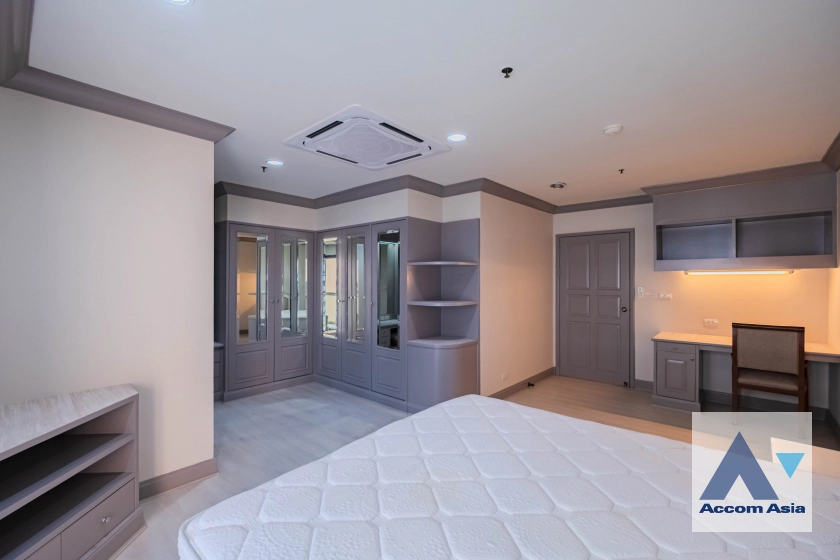 9  3 br Apartment For Rent in Sukhumvit ,Bangkok MRT Sukhumvit - BTS Asok at Perfect Apartment for Big Family, Prime Location Near Main Street 610191