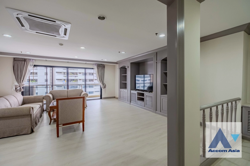 5  3 br Apartment For Rent in Sukhumvit ,Bangkok MRT Sukhumvit - BTS Asok at Perfect Apartment for Big Family, Prime Location Near Main Street 610191