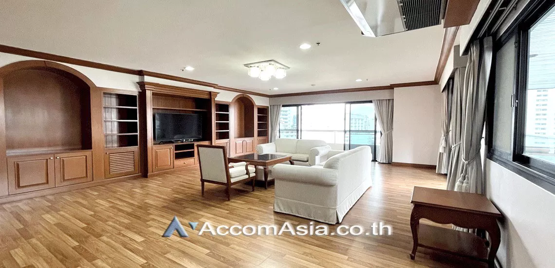  1  3 br Apartment For Rent in Sukhumvit ,Bangkok BTS Asok - MRT Sukhumvit at Comfortable for Living 310193