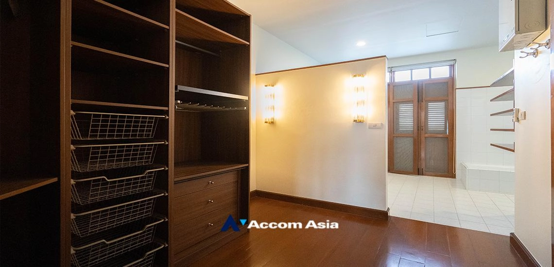 10  3 br House For Rent in Sukhumvit ,Bangkok BTS Thong Lo 6001601