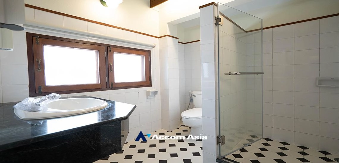 14  3 br House For Rent in Sukhumvit ,Bangkok BTS Thong Lo 6001601