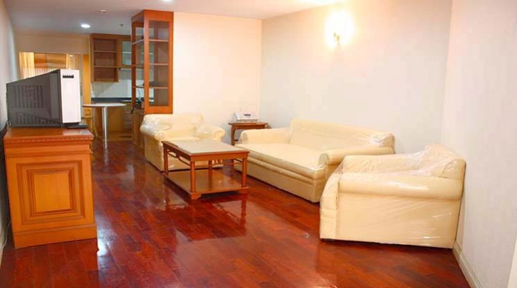 Pet friendly |  The Waterford Diamond Condominium  2 Bedroom for Rent BTS Phrom Phong in Sukhumvit Bangkok