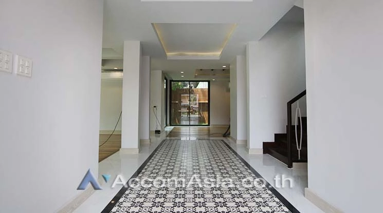  1  4 br House for rent and sale in Sathorn ,Bangkok BRT Thanon Chan at The Prestigious Residential 5005703