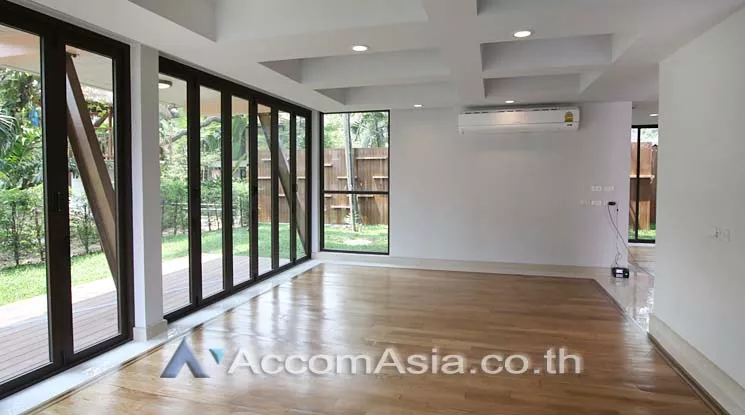 4  4 br House For Rent in Sathorn ,Bangkok BRT Thanon Chan at The Prestigious Residential 5005703