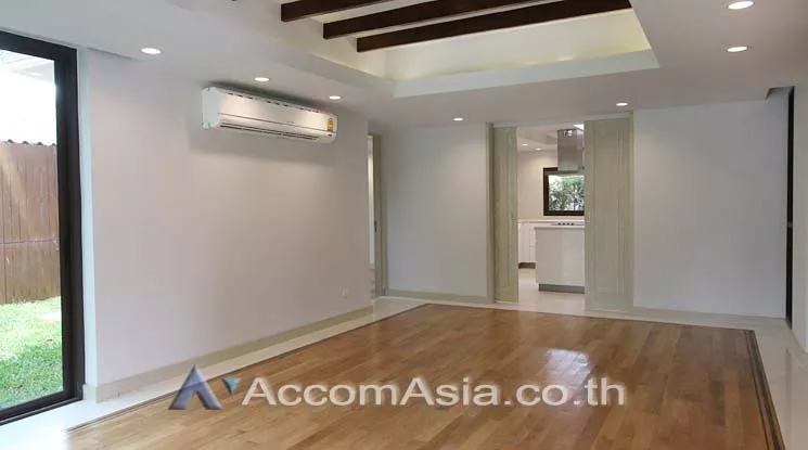 6  4 br House For Rent in Sathorn ,Bangkok BRT Thanon Chan at The Prestigious Residential 5005703