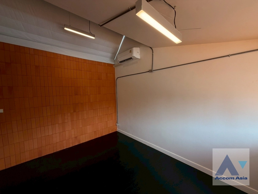 30  6 br House For Rent in Sukhumvit ,Bangkok BTS Phrom Phong 1110221