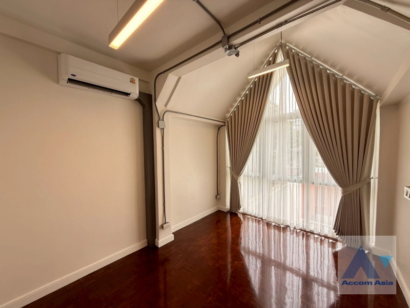 20  6 br House For Rent in Sukhumvit ,Bangkok BTS Phrom Phong 1110221