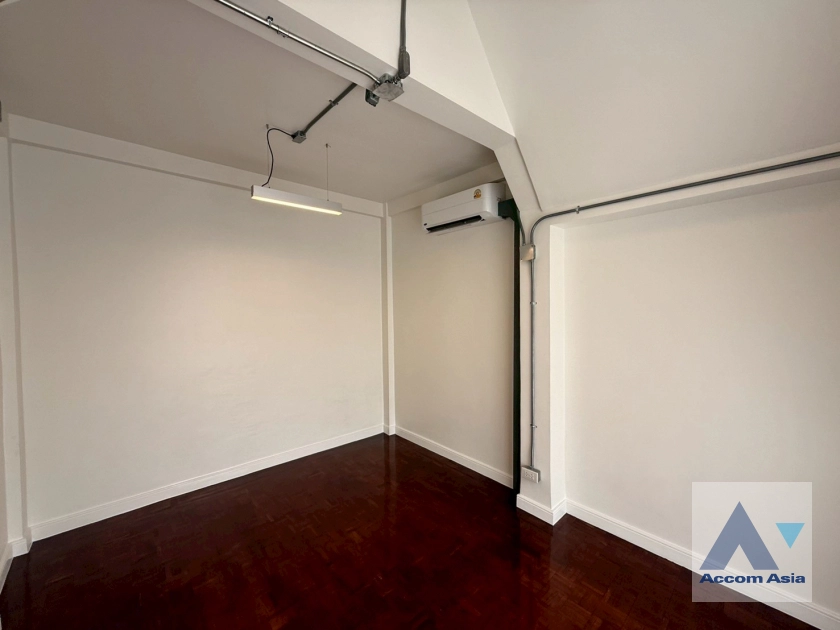 32  6 br House For Rent in Sukhumvit ,Bangkok BTS Phrom Phong 1110221