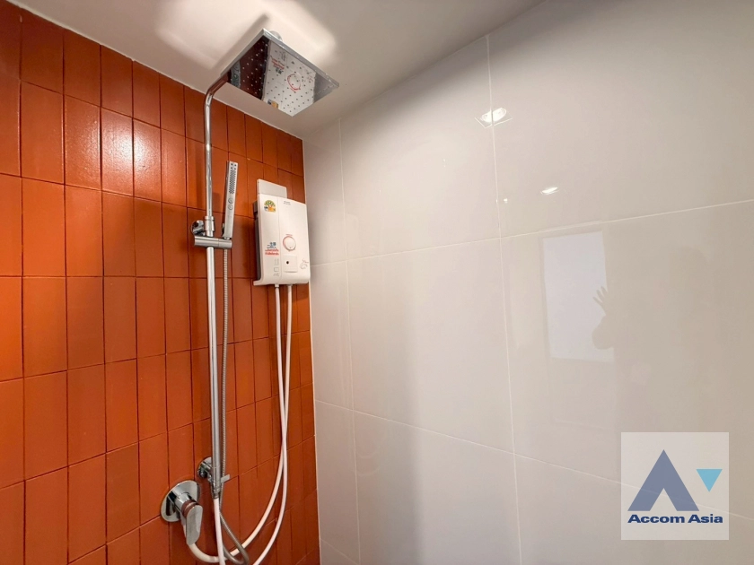 34  6 br House For Rent in Sukhumvit ,Bangkok BTS Phrom Phong 1110221