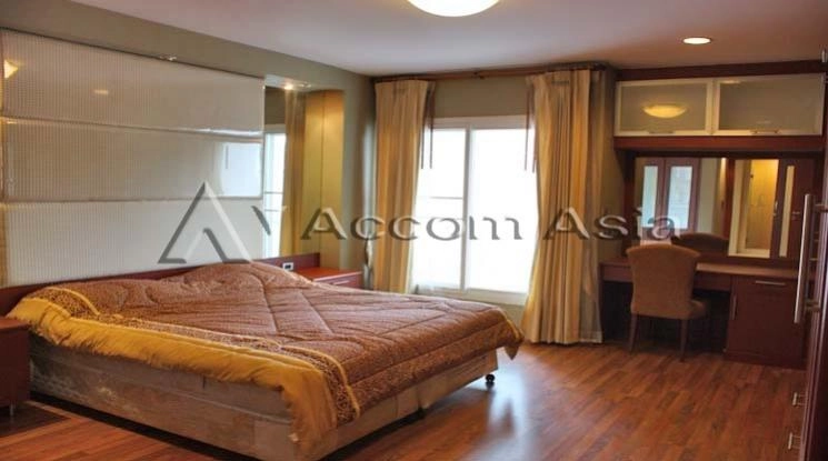 7  3 br Apartment For Rent in Sukhumvit ,Bangkok BTS Nana at Quiet and Peaceful  210222