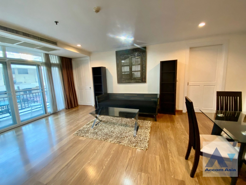 unit 3 Bedrooms  Condominium For Rent & Sale in Sukhumvit, Bangkok  near BTS Asok - MRT Sukhumvit (210225)