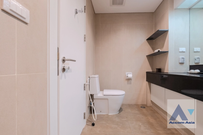 15  4 br Apartment For Rent in Sukhumvit ,Bangkok BTS Ekkamai at Ekkamai Family Apartment 210244