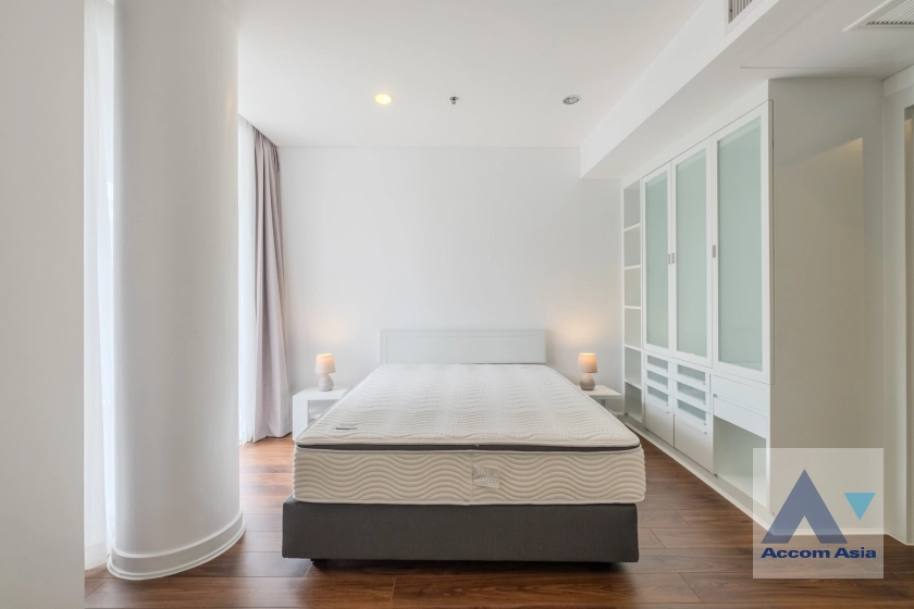 22  4 br Apartment For Rent in Sukhumvit ,Bangkok BTS Ekkamai at Ekkamai Family Apartment 210244