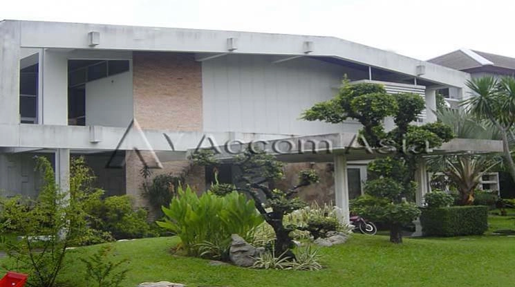  1  3 br House For Rent in Sukhumvit ,Bangkok BTS Phra khanong 410230