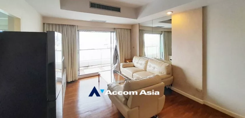  2 Bedrooms  Condominium For Rent & Sale in Sathorn, Bangkok  near BRT Thanon Chan (310240)