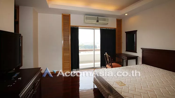 5  4 br Apartment For Rent in Sathorn ,Bangkok MRT Lumphini at Living with natural 810310