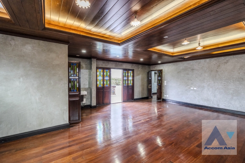 19  House for rent and sale in Sathorn ,Bangkok BRT Technic Krungthep 910295