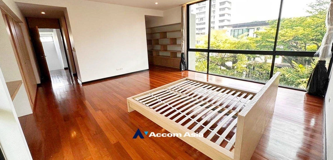 7  4 br House For Rent in Sukhumvit ,Bangkok BTS Ekkamai at Luxury House with private pool in Ekkamai 610266