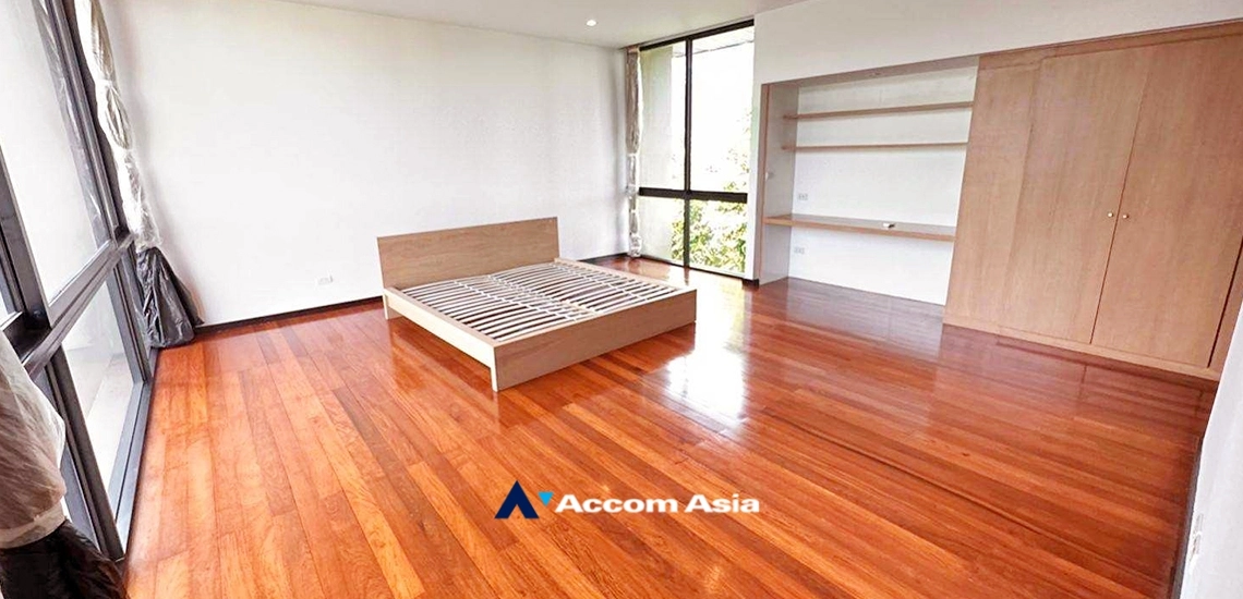 6  4 br House For Rent in Sukhumvit ,Bangkok BTS Ekkamai at Luxury House with private pool in Ekkamai 610266