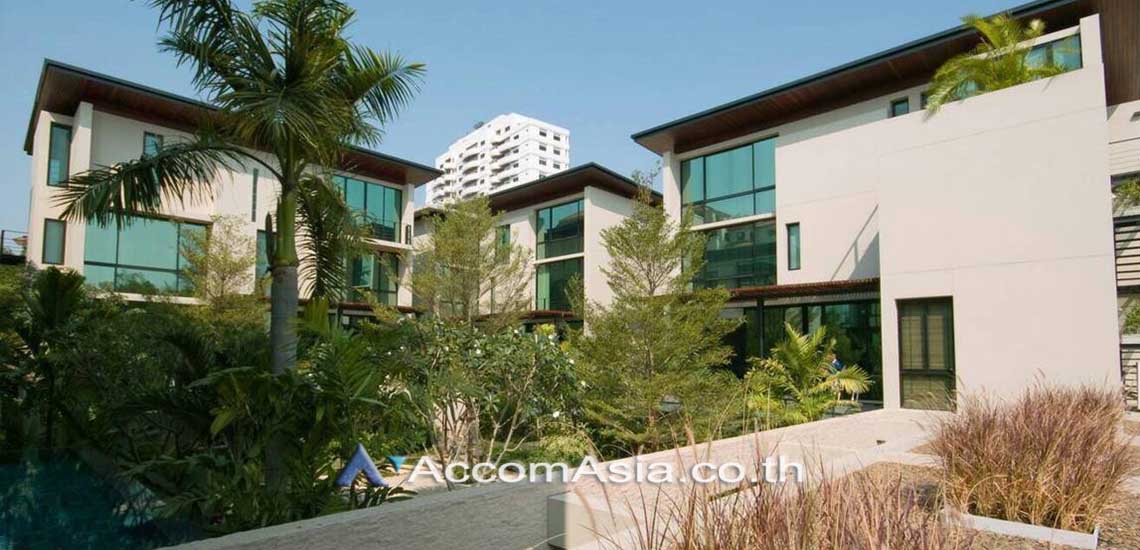 6  3 br House For Rent in Sukhumvit ,Bangkok BTS Ekkamai at Luxury House with private pool in Ekkamai 610268
