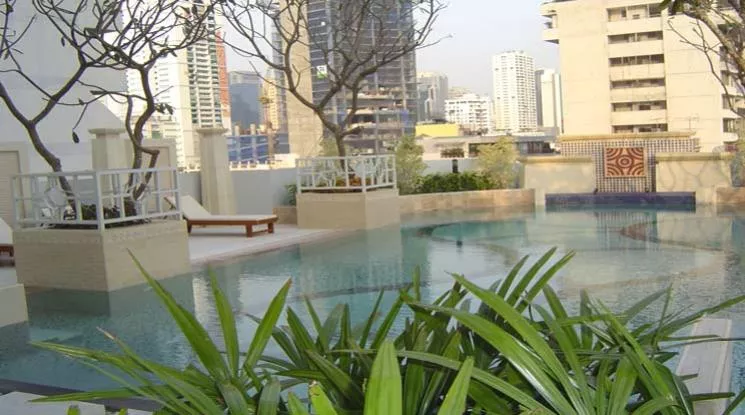  1  3 br Apartment For Rent in Sukhumvit ,Bangkok BTS Nana at Fully Furnished Suites 1410350
