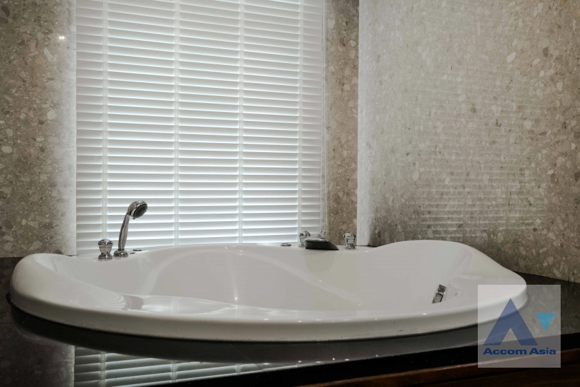 18  3 br Condominium for rent and sale in Sukhumvit ,Bangkok BTS Asok - MRT Sukhumvit at Wattana Suite 1510353