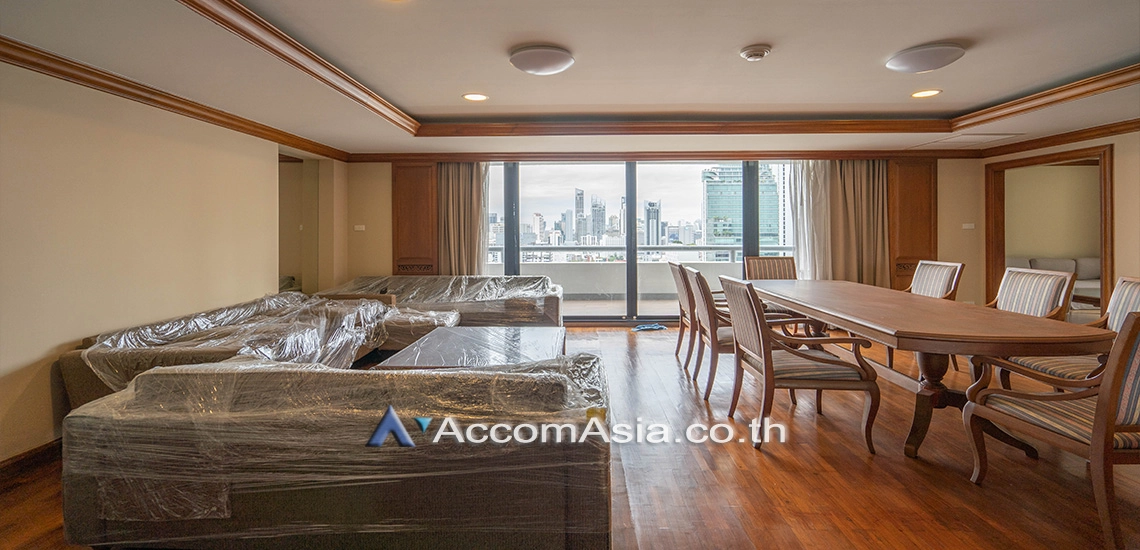 unit 3 Bedrooms  Condominium For Rent & Sale in Ploenchit, Bangkok  near BTS Chitlom (1510365)