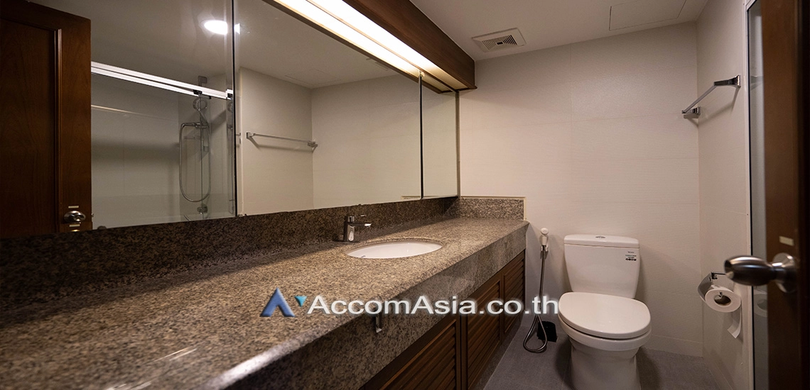 9  3 br Condominium for rent and sale in Ploenchit ,Bangkok BTS Chitlom at Somkid Gardens 1510365