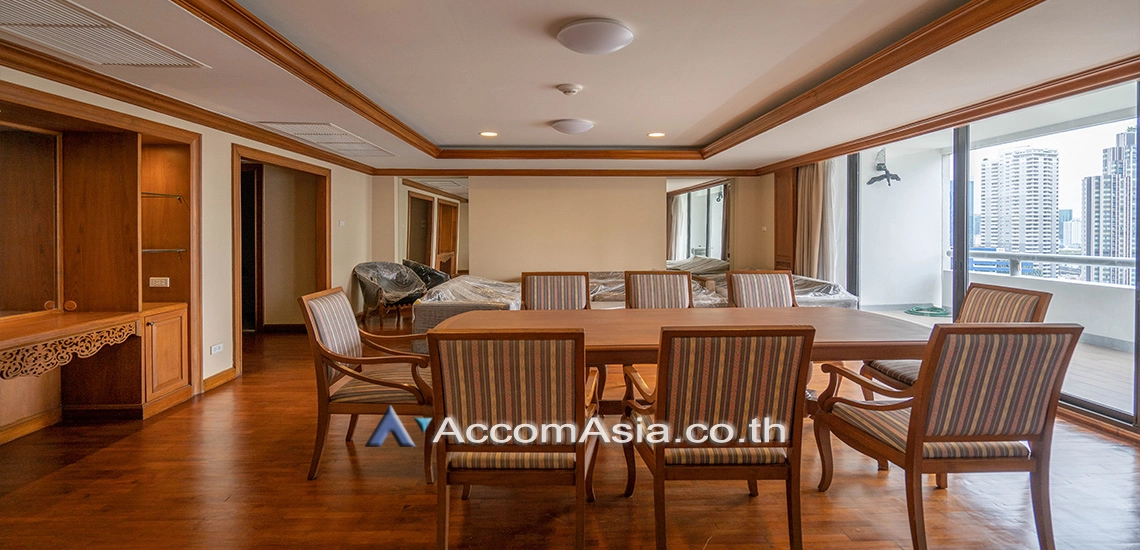 unit 3 Bedrooms  Condominium For Rent & Sale in Ploenchit, Bangkok  near BTS Chitlom (1510365)