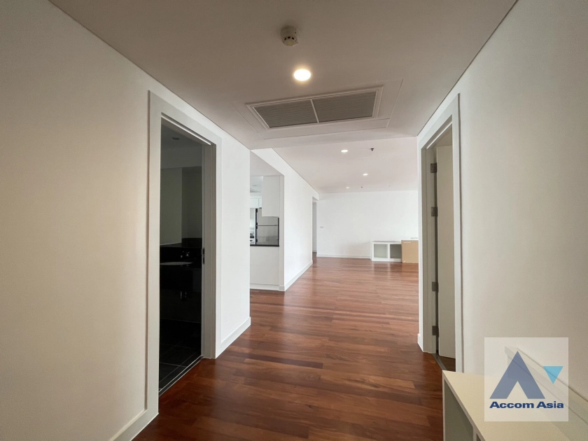 unitPet friendly |  3 Bedrooms  Apartment For Rent & Sale in Sukhumvit, Bangkok  near BTS Ekkamai (1410382)