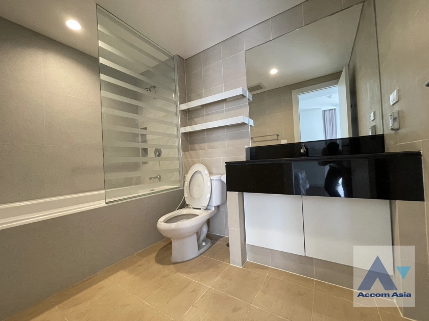 10  3 br Apartment for rent and sale in Sukhumvit ,Bangkok BTS Ekkamai at Ekkamai Family Apartment 1410382