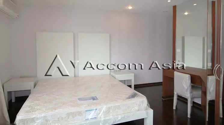8  2 br Condominium For Rent in Ploenchit ,Bangkok BTS Ratchadamri at The Royal Place 1 1510404