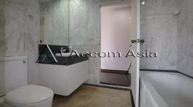 9  2 br Condominium For Rent in Ploenchit ,Bangkok BTS Ratchadamri at The Royal Place 1 1510404