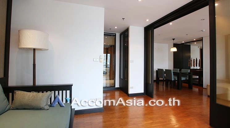 4  3 br Condominium For Rent in Ploenchit ,Bangkok BTS Chitlom at Baan Na Varang 1510405