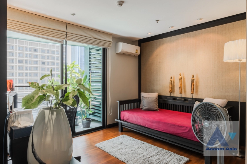 9  3 br Condominium for rent and sale in Ploenchit ,Bangkok BTS Chitlom at Baan Na Varang 1510405