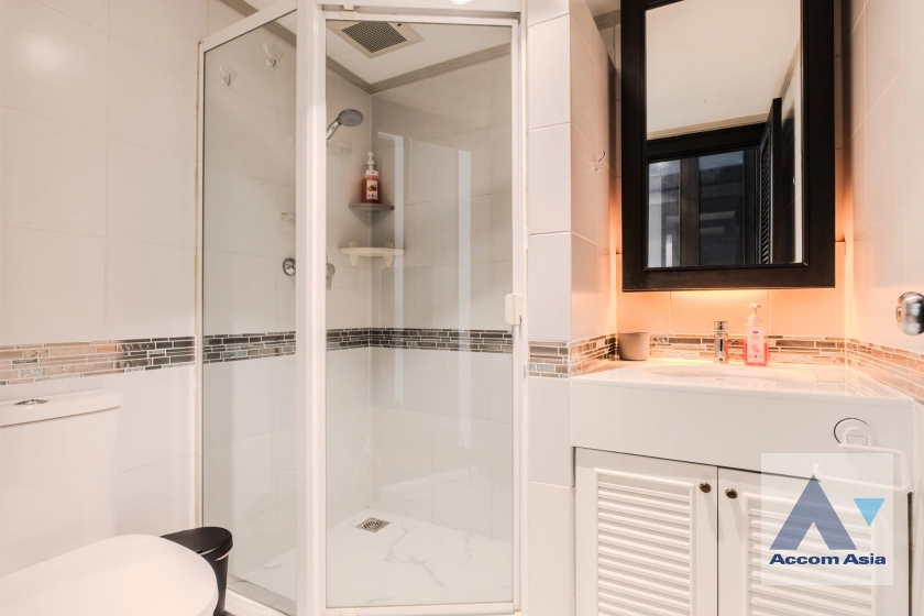 12  3 br Condominium for rent and sale in Ploenchit ,Bangkok BTS Chitlom at Baan Na Varang 1510405