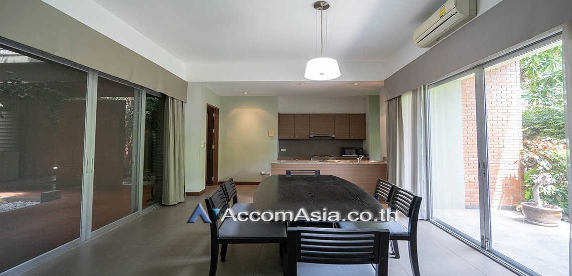 unitGround Floor |  2 Bedrooms  Apartment For Rent in Sukhumvit, Bangkok  near BTS Ekkamai (1510445)