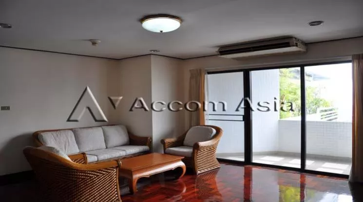 unit 3 Bedrooms  Condominium For Rent in Sukhumvit, Bangkok  near BTS Phrom Phong (1510459)